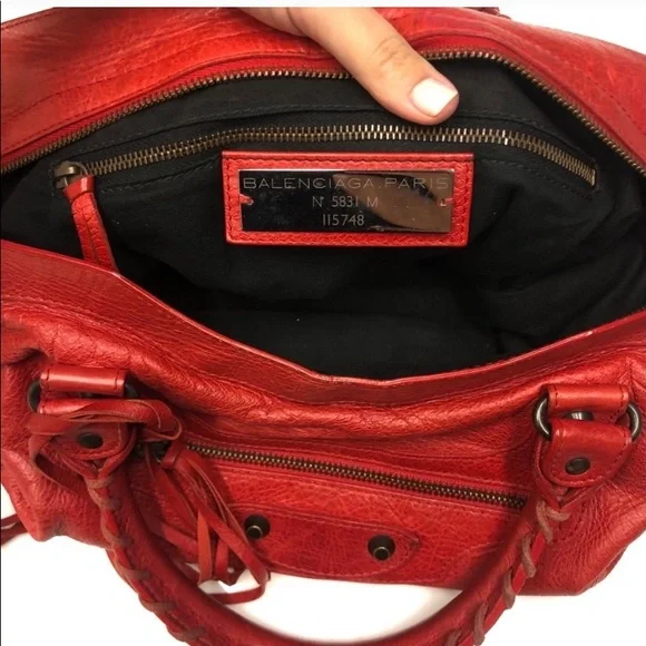 COPY - Balenciaga Red Moto Cross Bag🔥🔥🔥Rare to find! - Picture 6 of 6